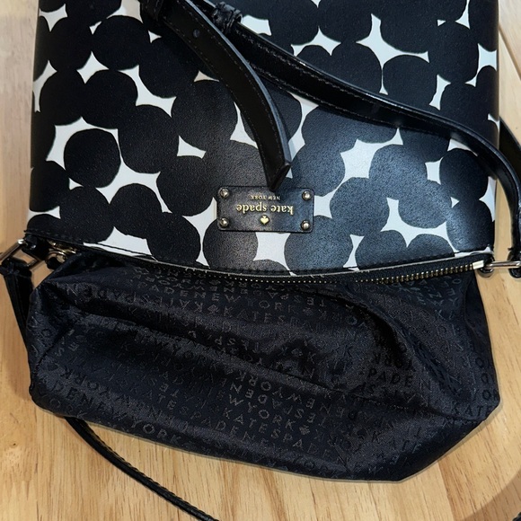 Kate Spade Black and White Floral Crossbody Bag - Picture 7 of 7